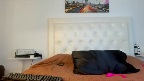 rouse_sexy_hotxx77 online show from June 10, 5:56 pm