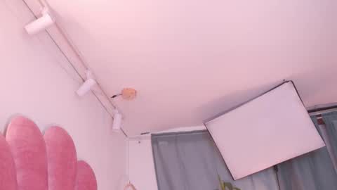 Rousse 3 online show from January 10, 6:31 pm