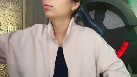 rousse gil online show from January 9, 12:08 pm