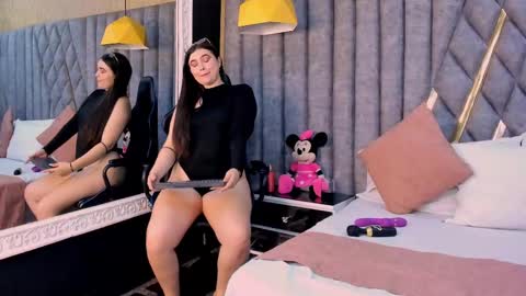 RousseWalker online show from October 14, 9:15 pm