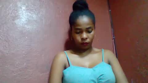 rovaelyah online show from October 2, 5:53 pm