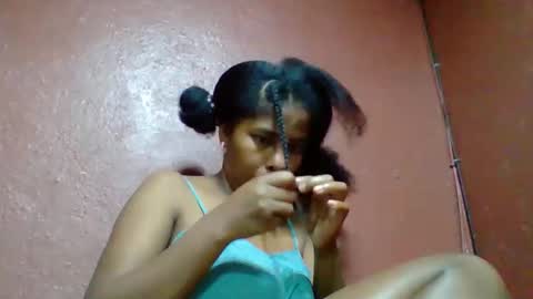 rovaelyah online show from October 14, 5:41 am