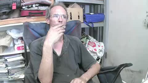 Snapshot of rover_ chatting on February 7, 5:10 am rover_ online show from February 7, 5:10 am