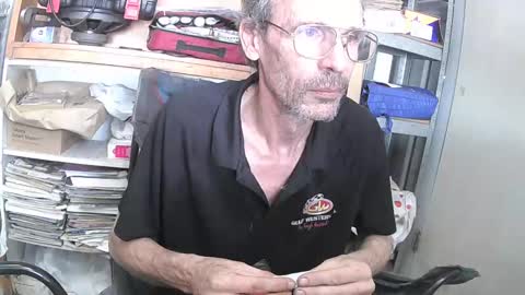 Snapshot of rover_ chatting on February 13, 10:11 pm rover_ online show from February 13, 10:11 pm