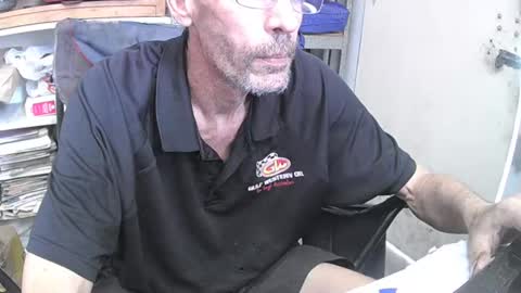 Snapshot of rover_ chatting on March 3, 2:47 am rover_ online show from March 3, 2:47 am