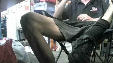 Snapshot of rover_ chatting on October 2, 4:52 am rover_ online show from October 2, 4:52 am