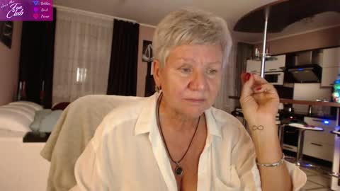 Roxana online show from December 28, 6:29 pm