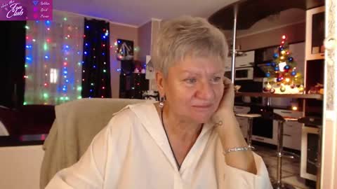 Roxana online show from January 2, 5:18 pm