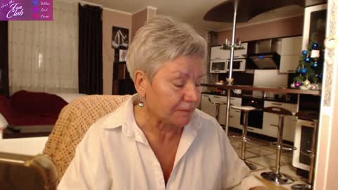 Roxana online show from January 11, 5:18 pm