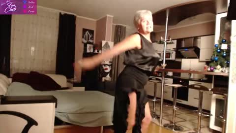 Roxana online show from January 13, 5:55 pm