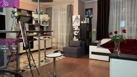 Roxana online show from February 14, 9:32 pm