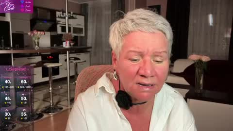 Roxana online show from March 6, 8:05 pm