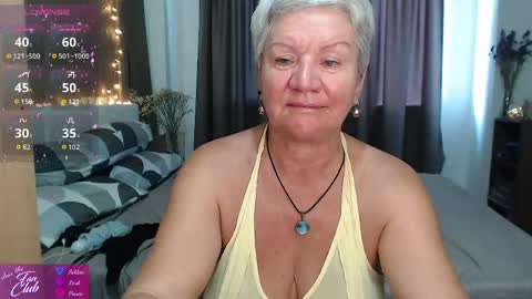 Roxana online show from May 6, 2:08 am