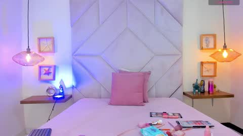 Snapshot of roxana_mill chatting on September 26, 6:23 pm Roxana online show from September 26, 6:23 pm