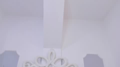 roxana_scott1 online show from April 24, 3:42 am