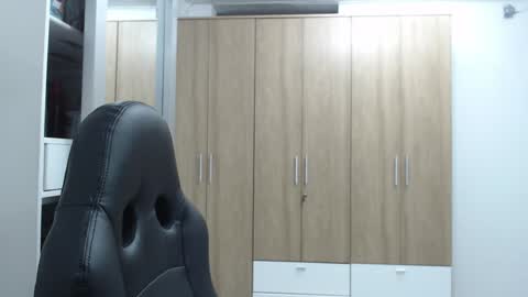 Roxana online show from December 21, 2:19 am