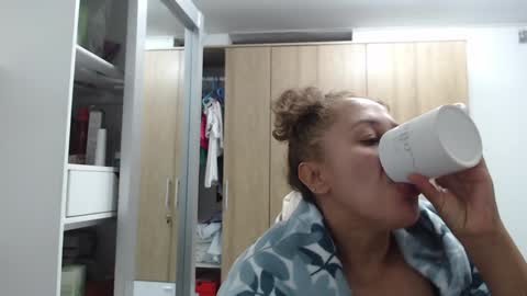 Roxana online show from December 24, 1:16 am