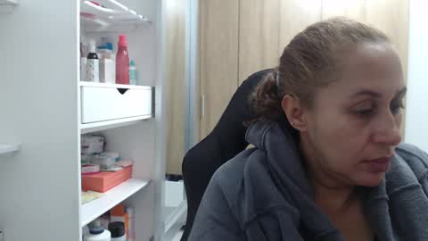 Roxana online show from December 30, 1:26 am