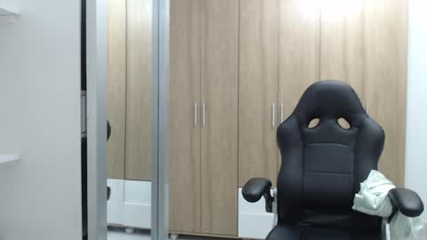 Roxana online show from January 13, 4:18 am