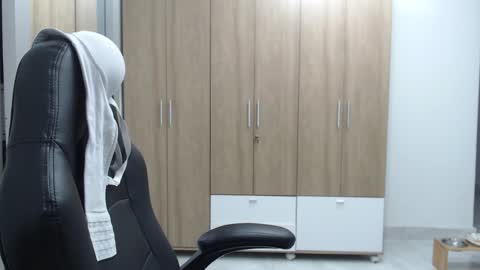 Roxana online show from January 31, 1:01 am