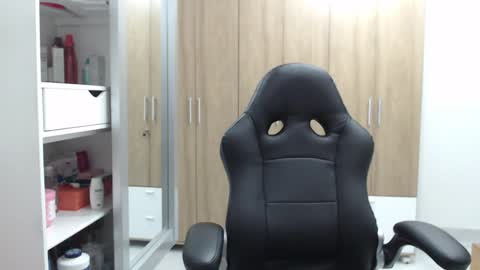 Roxana online show from February 7, 12:20 am