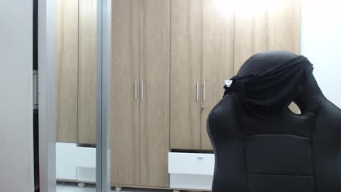 Roxana online show from February 10, 4:30 am