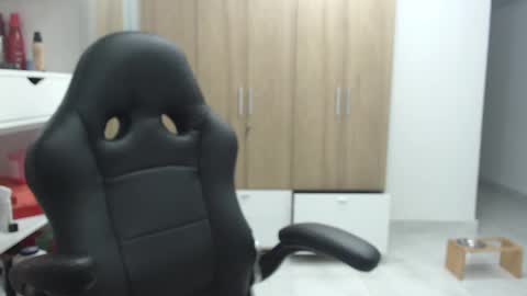 Roxana online show from February 26, 4:47 am