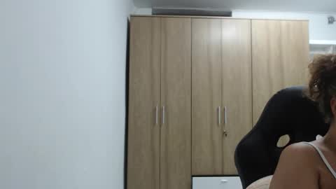 Roxana online show from October 26, 3:45 am