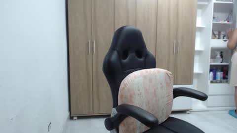 Roxana online show from November 13, 5:39 am