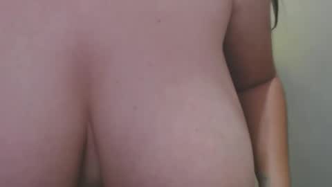 roxxy online show from June 8, 9:20 am