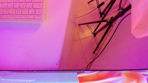 Roxane online show from February 11, 3:22 am