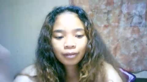 Snapshot of roxanne_98 chatting on February 28, 3:15 am roxanne_98 online show from February 28, 3:15 am