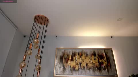 Roxanne Hill  online show from January 18, 11:14 am