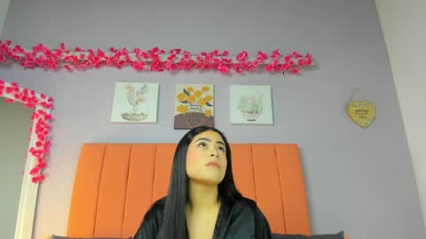 Juliana 3 online show from June 1, 12:07 pm
