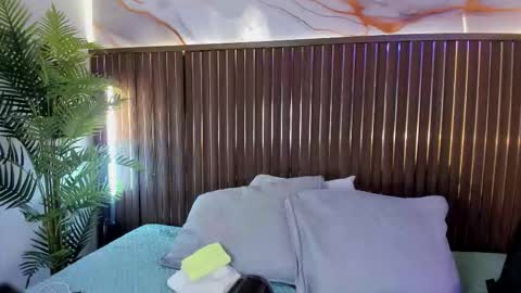 Roxie  online show from February 21, 11:44 am