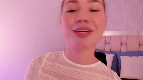 Snapshot of roxie_summers chatting on January 21, 10:41 pm Roxie online show from January 21, 10:41 pm