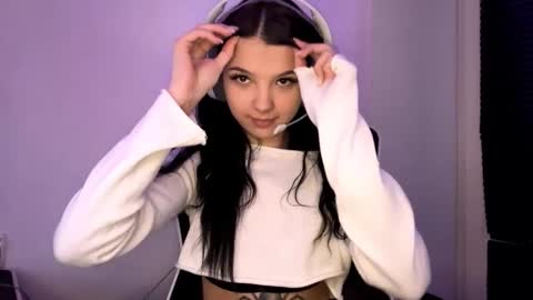 Hana online show from December 18, 11:49 am