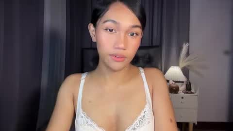 Snapshot of roxiethogersen chatting on July 13, 12:08 pm roxiethogersen online show from July 13, 12:08 pm