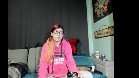 roxihazeleyes online show from September 17, 7:54 am