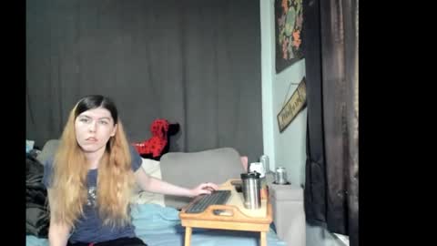 roxihazeleyes online show from March 20, 2:22 pm