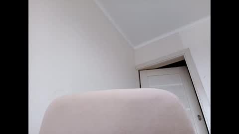 Snapshot of roxolanaa_sexy chatting on March 1, 12:34 pm ROXOLANAA SEXY online show from March 1, 12:34 pm