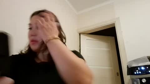 Snapshot of roxolanaa_sexy chatting on July 24, 7:12 pm ROXOLANAA SEXY online show from July 24, 7:12 pm