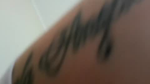 Snapshot of roxolanaa_sexy chatting on August 6, 9:22 am ROXOLANAA SEXY online show from August 6, 9:22 am