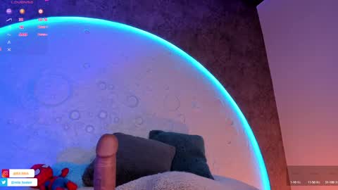 Roxx IG  online show from February 22, 8:20 pm