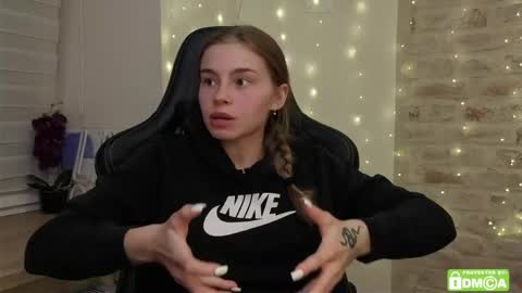 Roxieex ABBY online show from April 24, 7:05 pm