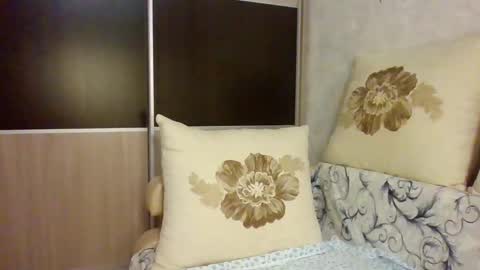 Roxxy Wharton online show from March 5, 3:40 pm