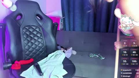 Annah  online show from February 15, 9:49 am