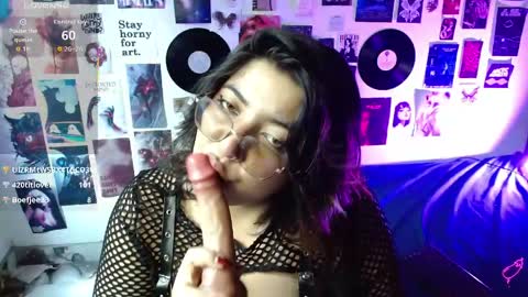 Roxana online show from April 20, 4:43 pm