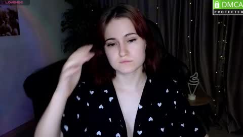 Snapshot of roxy_foxi chatting on October 19, 1:06 am Roxy fiery online show from October 19, 1:06 am