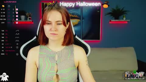 Snapshot of roxy_foxi chatting on November 9, 1:37 am Roxy fiery online show from November 9, 1:37 am